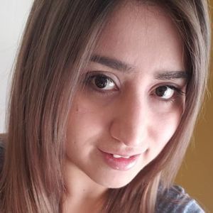 Meet your Posher, Mayra